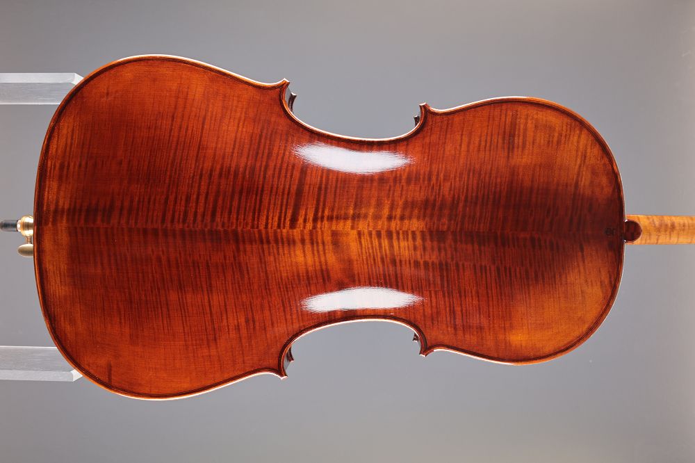 Leonhardt Rainer W. - Mittenwald Anno 2026 - Das kleine Braune - 7/8 Cello - C-454